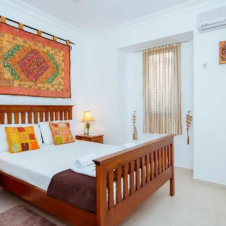 Villa Tala 21 *